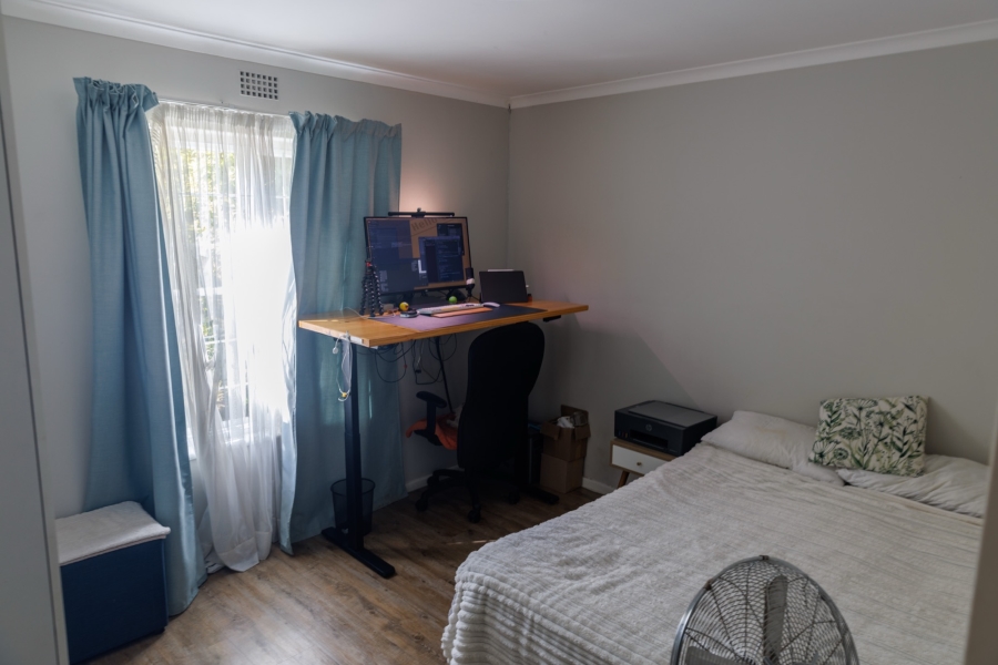 2 Bedroom Property for Sale in Pinelands Western Cape